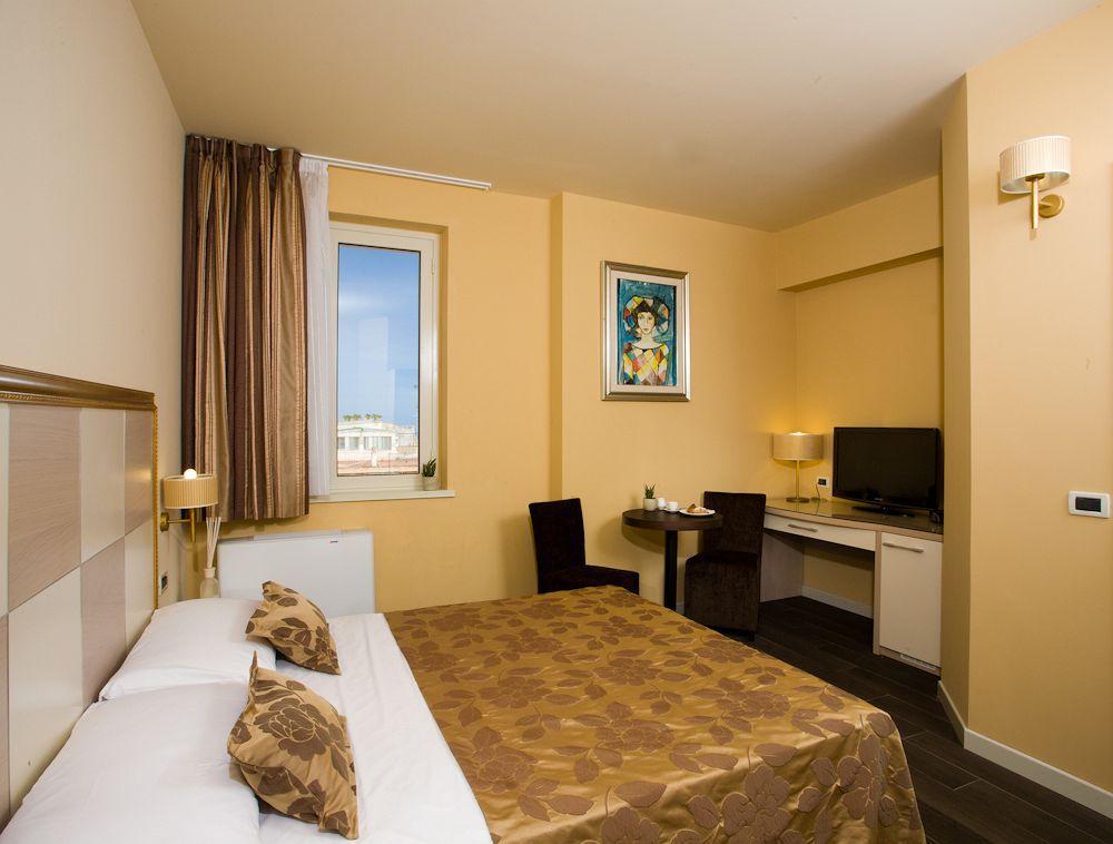 Il Piccolo Giardino Gh ***Superior Hotel ตาออร์มินา ภายนอก รูปภาพ