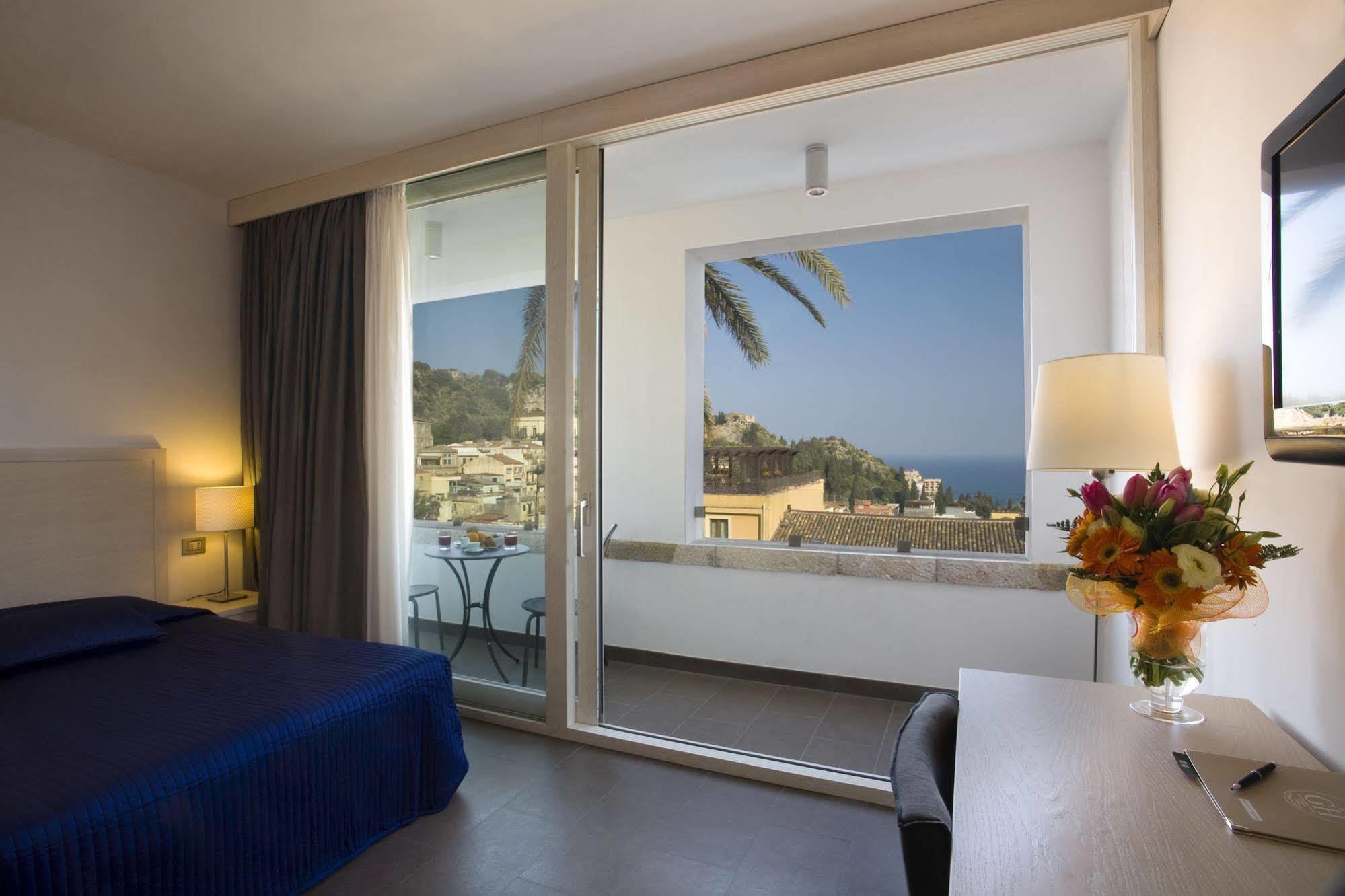 Il Piccolo Giardino Gh ***Superior Hotel ตาออร์มินา ภายนอก รูปภาพ